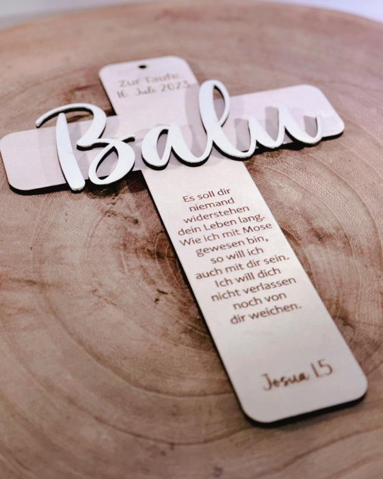 Preview: Taufkreuz individuell gestaltet mit Namen