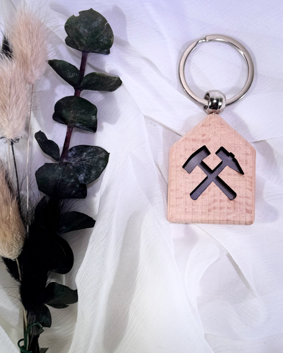 Schlüsselanhänger Haus "Eisen und Schlägel" aus Buchenholz